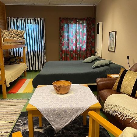Stenhaella Bed&Breakfast Holmsjo ภายนอก รูปภาพ