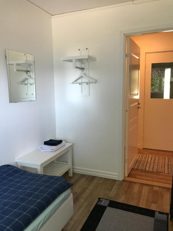 Stenhaella Bed&Breakfast Holmsjo ภายนอก รูปภาพ