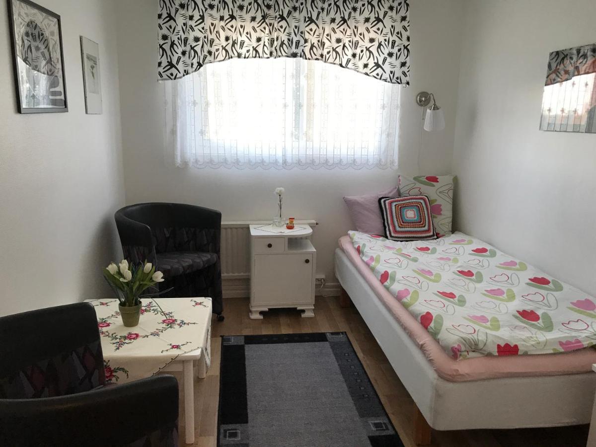 Stenhaella Bed&Breakfast Holmsjo ภายนอก รูปภาพ