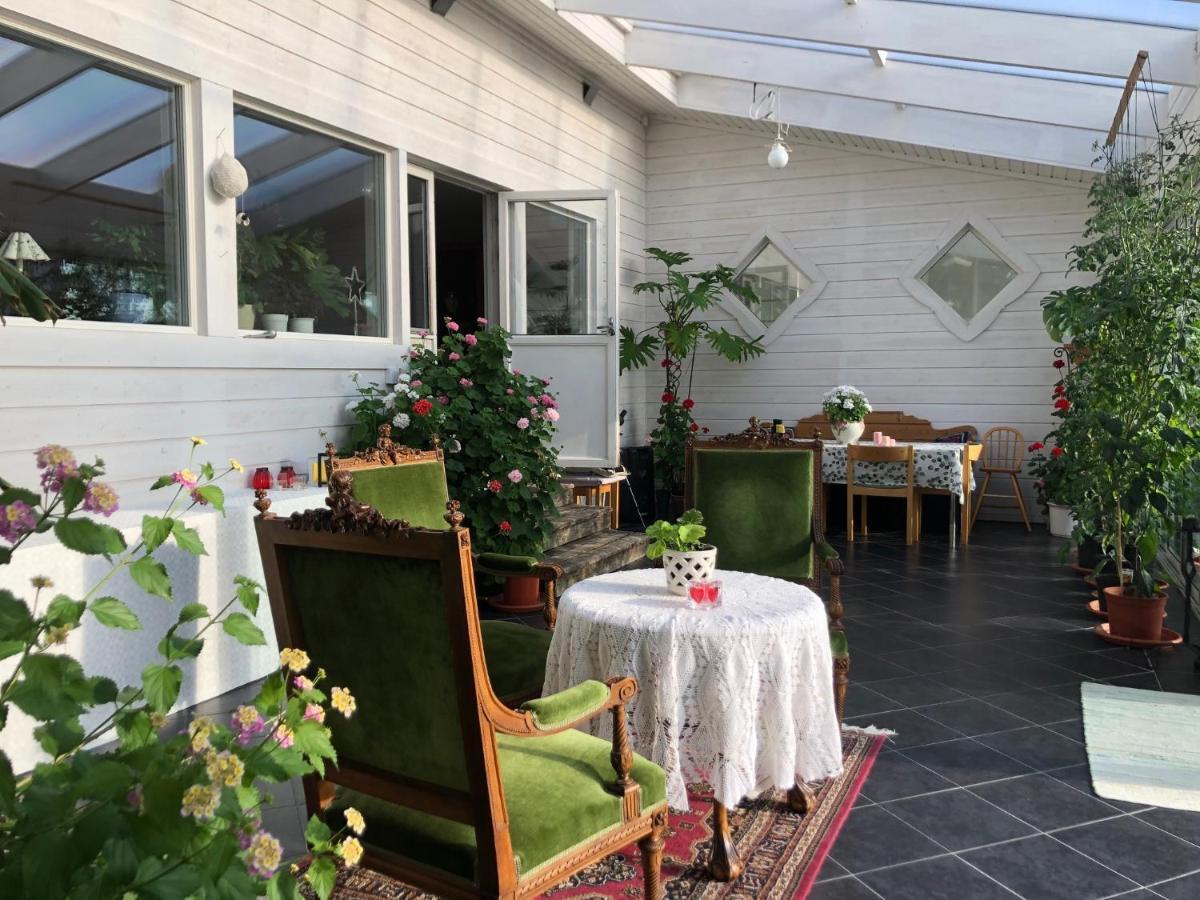 Stenhaella Bed&Breakfast Holmsjo ภายนอก รูปภาพ